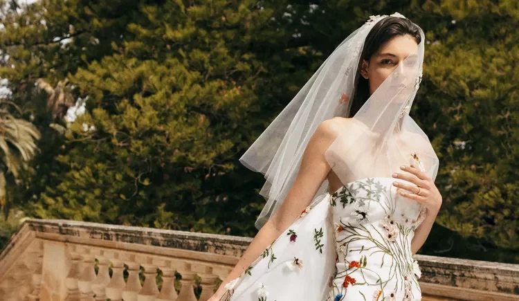 Old Palace Chester 2024 wedding trends short veils